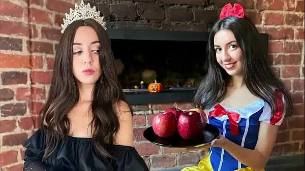 Snow White Has Sex With a Gnome in Secret from the Queen on Halloween