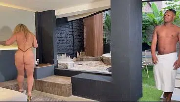 Big black lucky cock gets fucked her neighbor Milf’s wet pussy in an outdoor interracial!