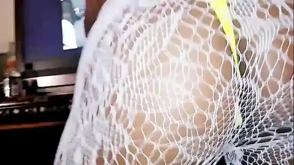 Twerking in my sexy see thru leggings