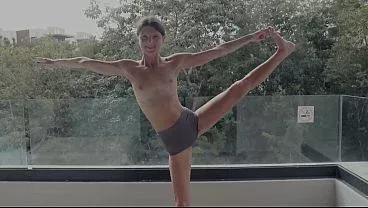 Yoga solo