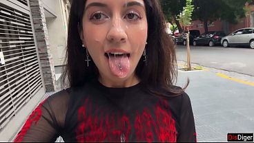 Can you Cum on my Face on First Date? – Public Cumwalk on Street