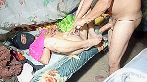 Desi Gaon Ki Patni Ki Dragon Condom Lagakar Chut Faad Di