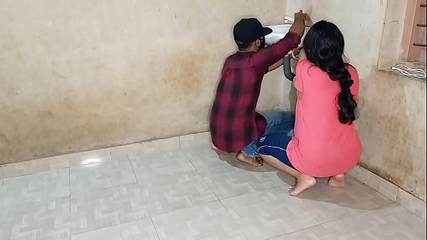 Nepali Bhabhi Best Ever Fucking With Young Plumber In Bathroom! XXX Plumber Sex in Hindi voice