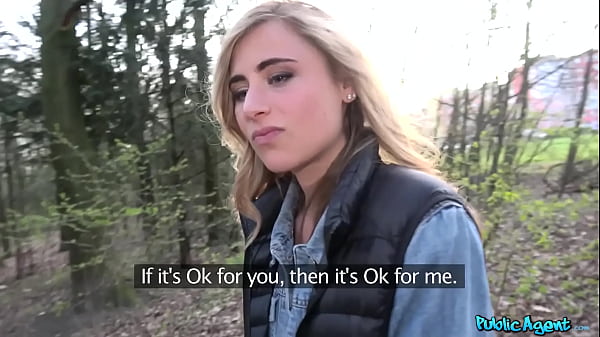 Public Agent – American Squirter in Prague and a great looking body