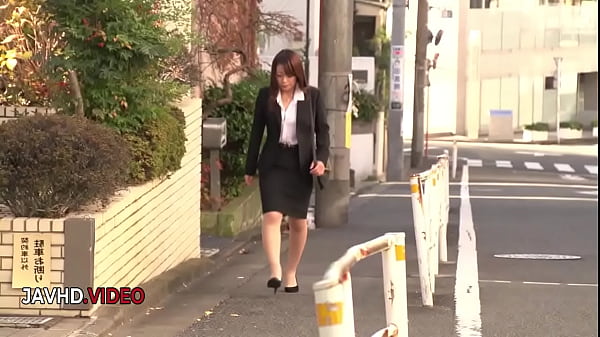 Secret office rendezvous with Shiona Suzumori in steamy JAV passion