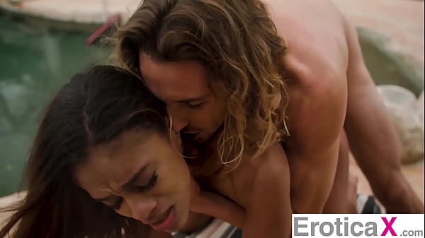 Sensual IR Sessions ft Nia Nacci, Kira Noir & MORE!! – EroticaX