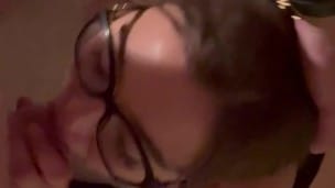Amateur Girl Gives Sloppy Blowjob