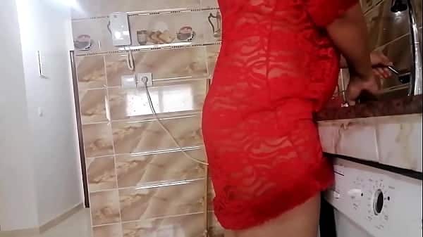 نيك خادمة جزائرية في المطبخ مع فحل سعودي سكس عربي ساخن  نيك عرب جديد