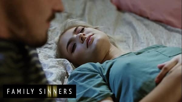 FAMILY SINNERS – Jessie Saint, Robby Echo – Home from College  15-30min