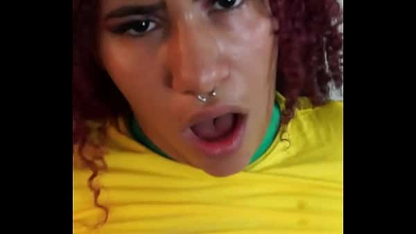 Morena Gaucha sentando na rola do namorado – Veja completo no XVIDEOS RED