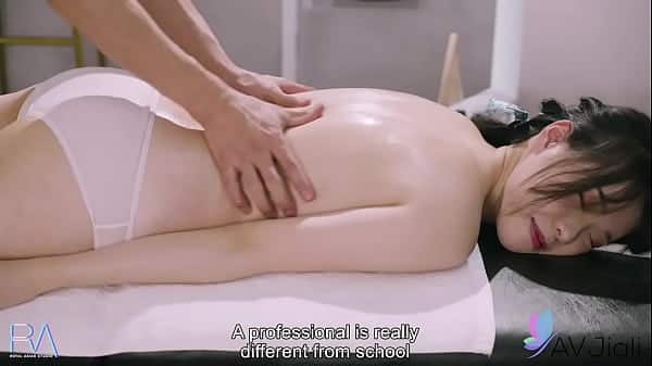 Yuli wanted to relax so ordered a massage and then got so into it she sucked off the masseur and then he fucked her