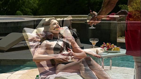 Bikini Babe Sirena Milano Guzzles On Stranger’s Cum After Outdoor Fuck Frenzy GP2717