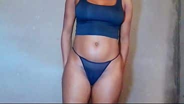 Solo African porn she cums