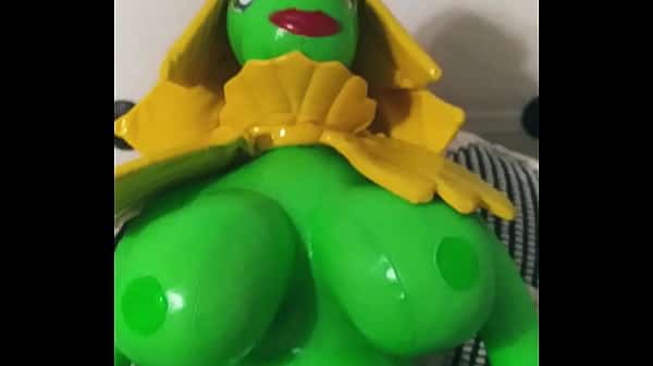 The Stacker: Lime Mermaid Daphne Gets Thrusted Rides it Wild