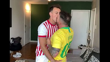 Video 55 – World cup Brazil x Paraguay and who scored the goal?