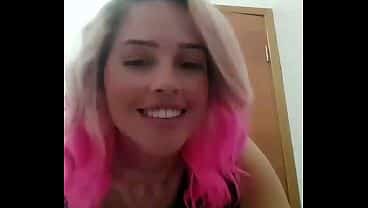 A Brasileira MAVY XSex Artista e Modelo Peludinha Rosa mais linda que já vi