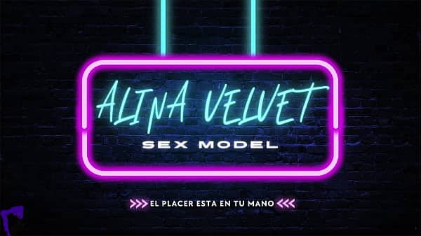 Hot unknown Latina enters wrong apartment, masturbates, ends in cum on tits