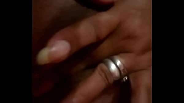 Mi vecina me envia video masturbandose bien rico