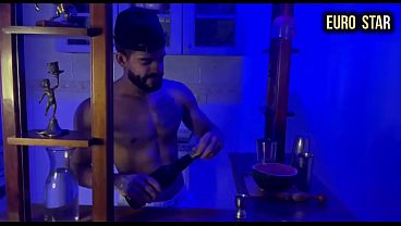 Novinha 18y deu bem gostoso pro bar man