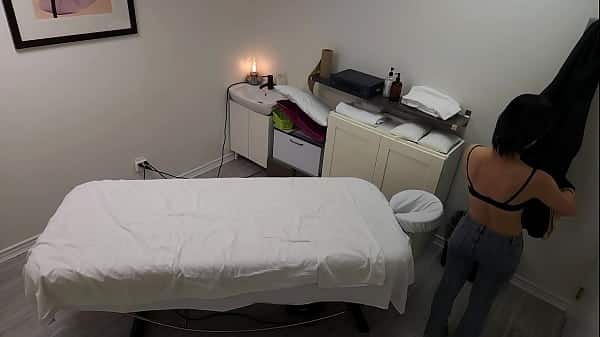 Petite Japanese girl was seduced, and fucked twice during massage