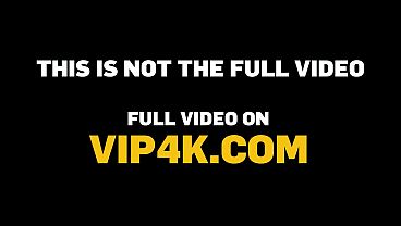 VIP4K. Daddy “fixing” her anal