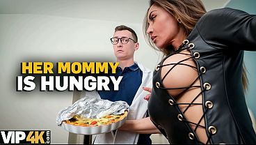VIP4K. Her Mommy has the most Delicious Cakes